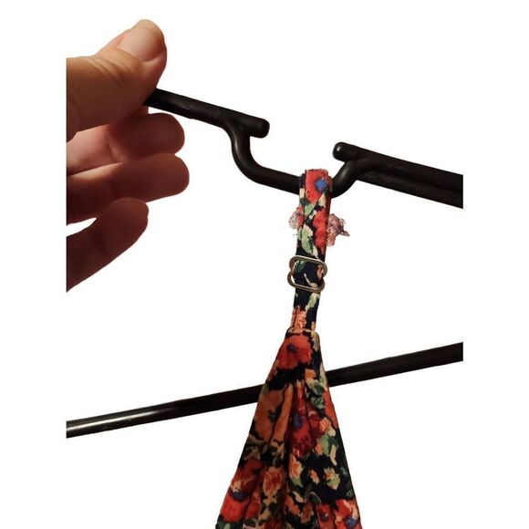 Wild fable juniors? Large dress red floral - Picture 8 of 9